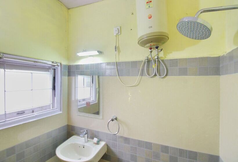 בית מלון כפרי Yogi Crescent Park