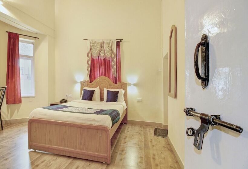 בית מלון כפרי Yogi Crescent Park