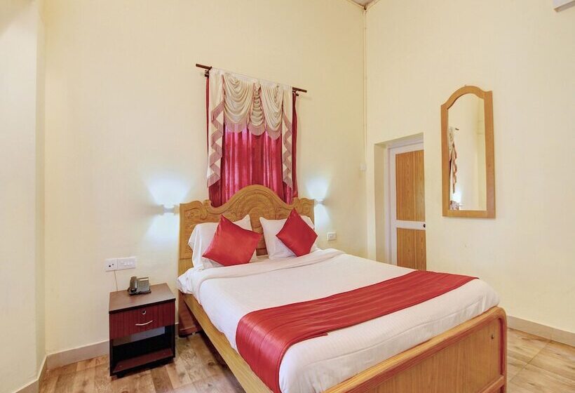 בית מלון כפרי Yogi Crescent Park