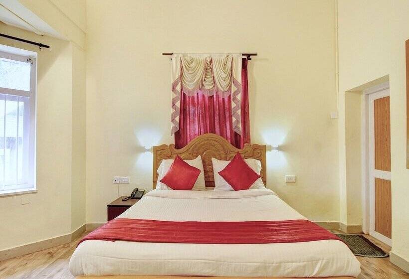 בית מלון כפרי Yogi Crescent Park