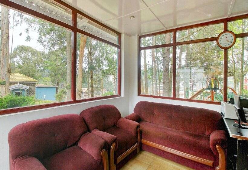 בית מלון כפרי Yogi Crescent Park