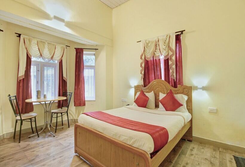 בית מלון כפרי Yogi Crescent Park