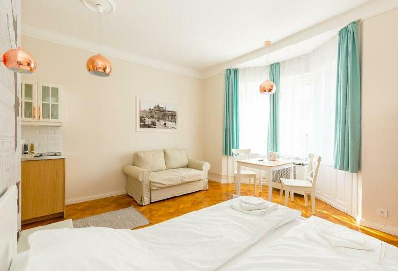 Otto Studios Budapest