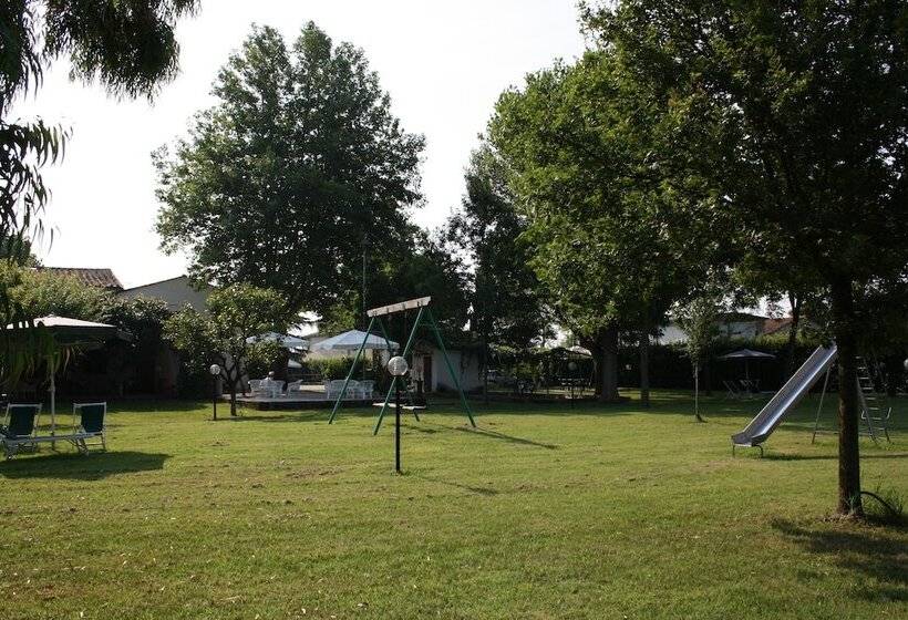 فندق Agriturismo La Pisana