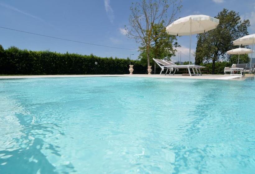 فندق Agriturismo La Pisana