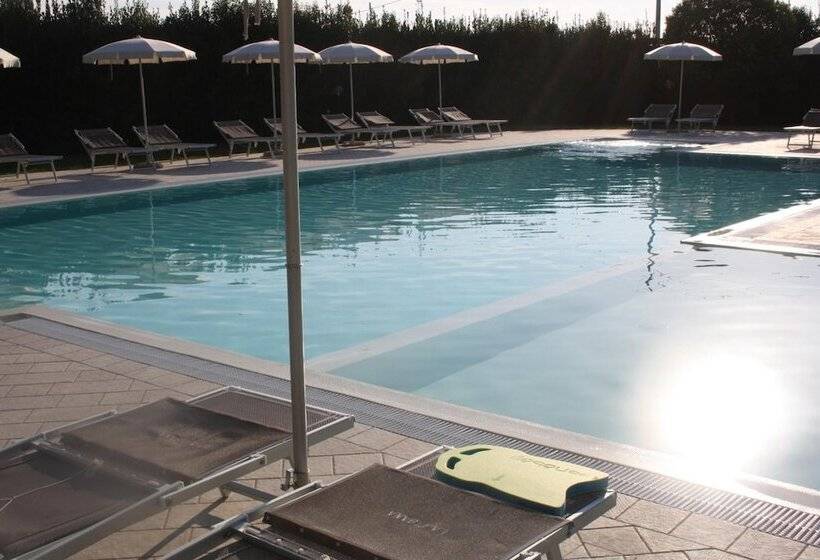 فندق Agriturismo La Pisana