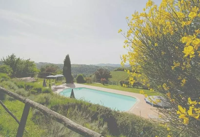 Hotelli Agriturismo Poggio Pistolese