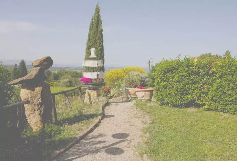 Hotelli Agriturismo Poggio Pistolese