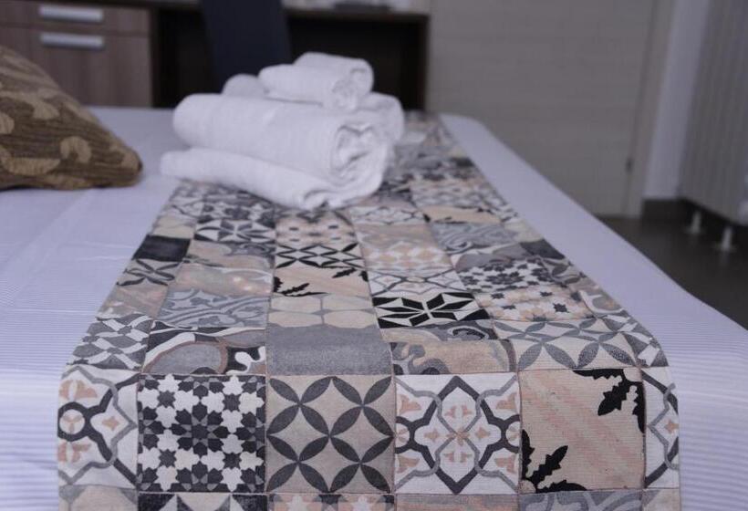 هتل B&b Le Porte Del Centro