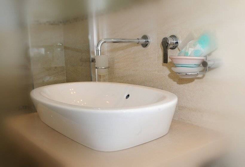 هتل B&b Le Porte Del Centro