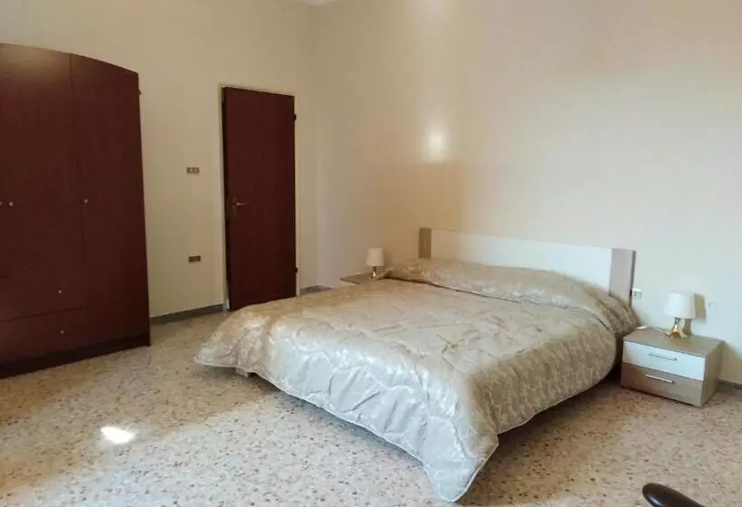 ホテル B&b Oliveto Longo