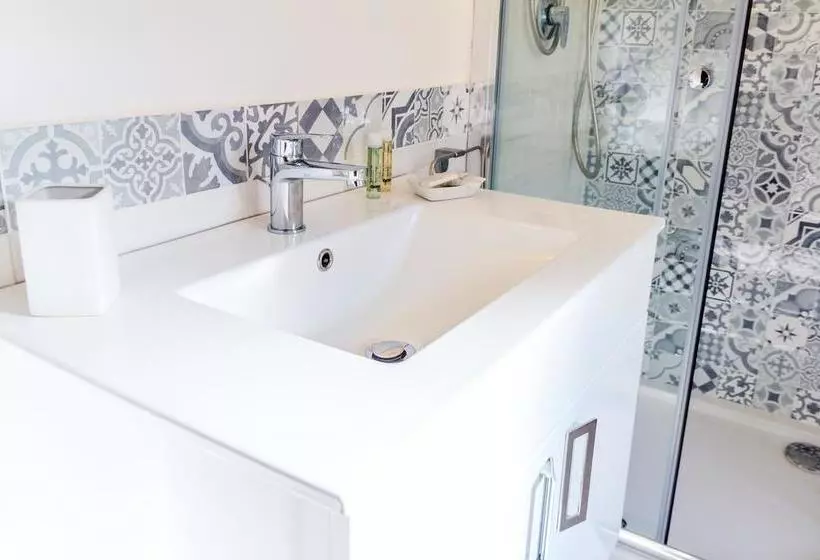 هتل B&b Porta Di Ponte