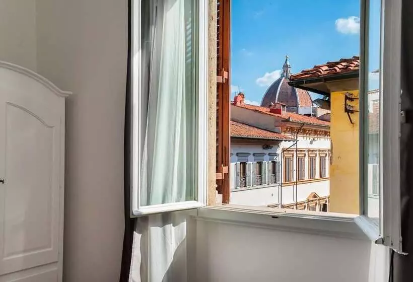 هتل Live Florence Guest House