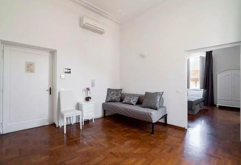 هتل Live Florence Guest House