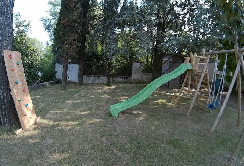 هتل Casa Sul Lago   Alla Vecchia Cava