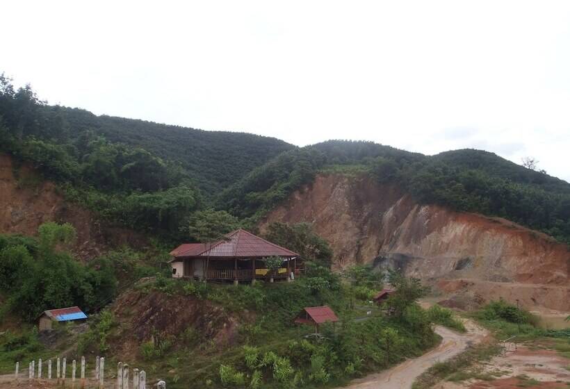 فندق Chomdoy Bungalow & Restaurant