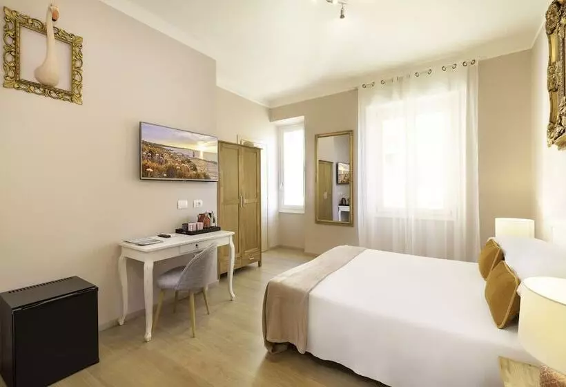 هتل Colibri Prestige Rooms  Roman Ruins View