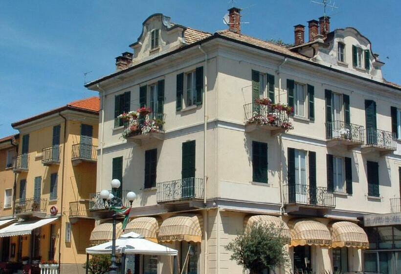 هتل Holiday Residence