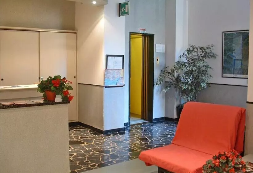 ホテル Holiday Residence