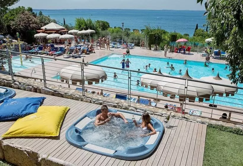 ホテル La Rocca Camping Village