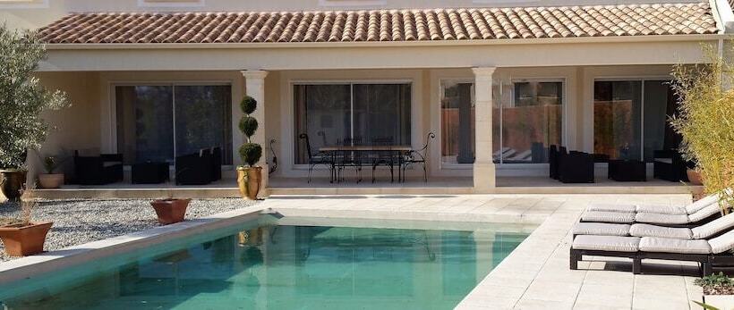 בית מלון כפרי Le Clos D'uzès