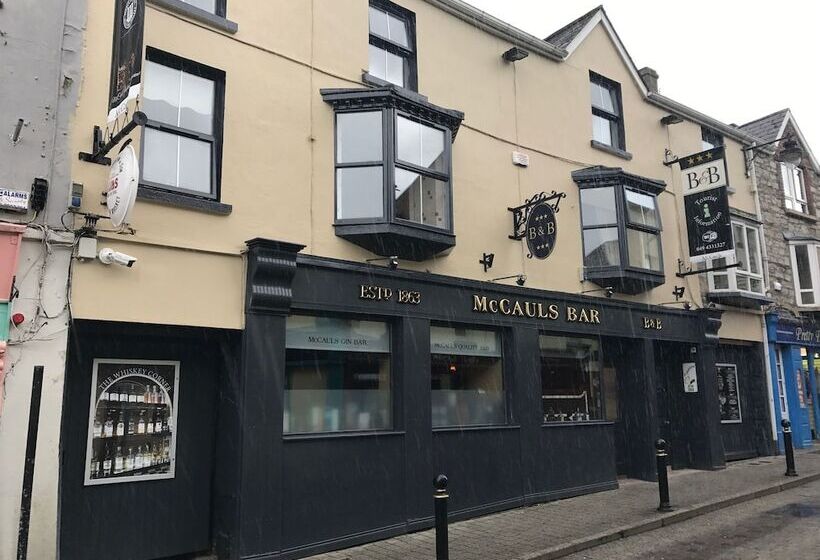 酒店 Mccauls Bar & Guesthouse
