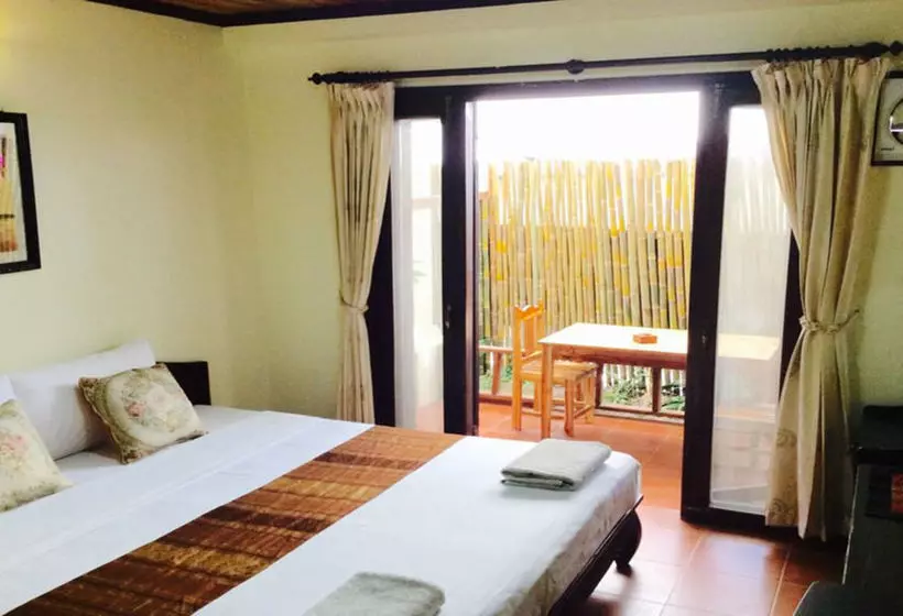 هتل Phasith Guesthouse