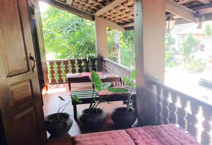 هتل Phasith Guesthouse