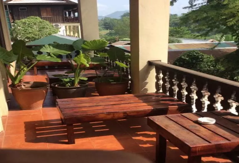 هتل Phasith Guesthouse