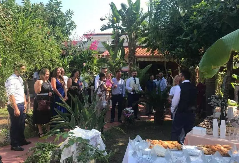 هتل Villa Caterina