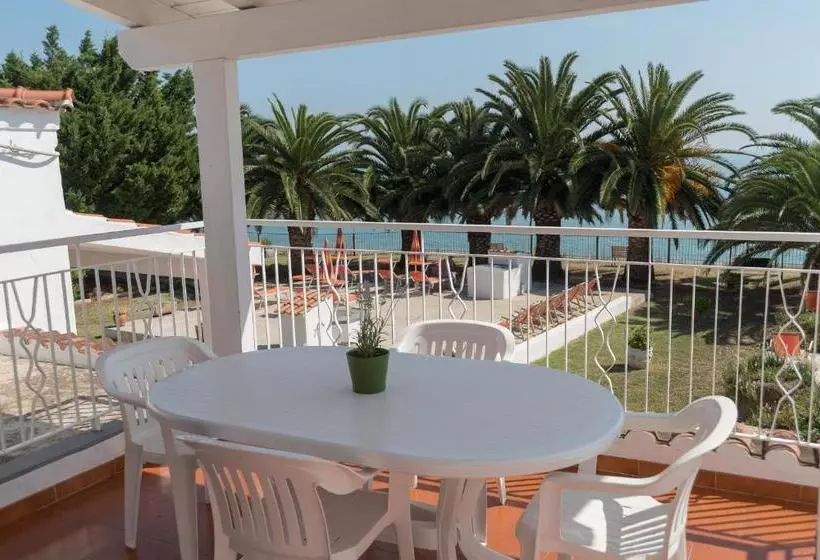 هتل Villa Lucia