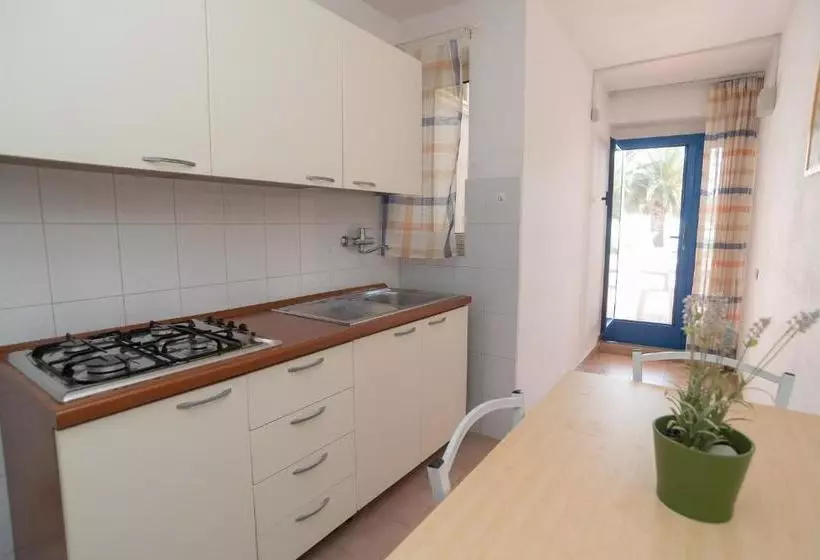 هتل Villa Lucia