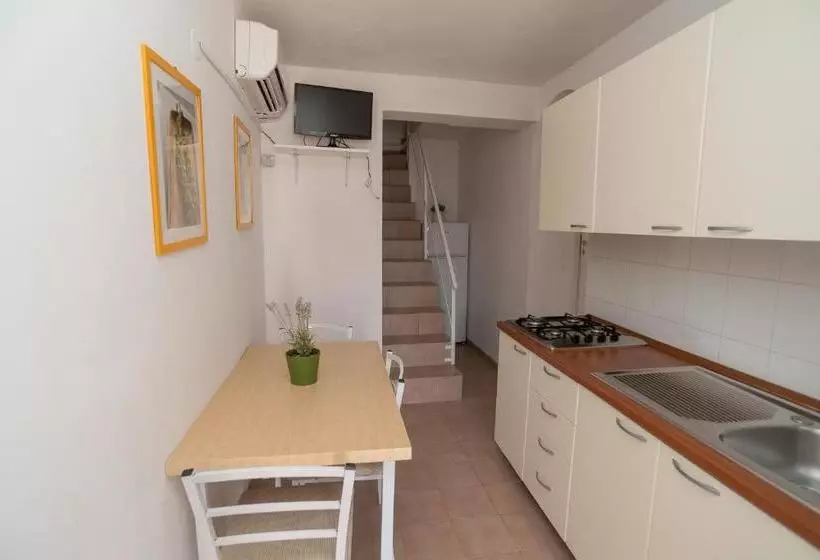 هتل Villa Lucia