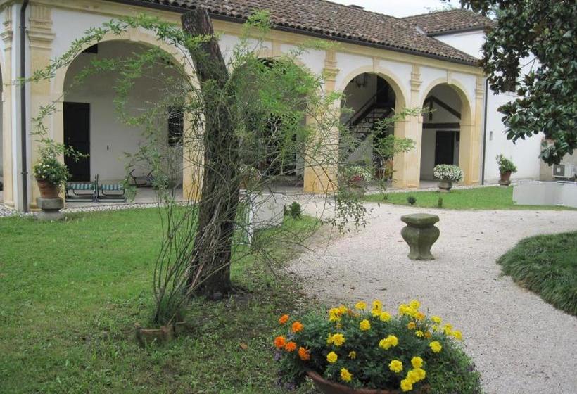 בית מלון כפרי Villa Pastori