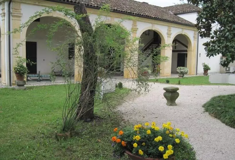 هتل Villa Pastori