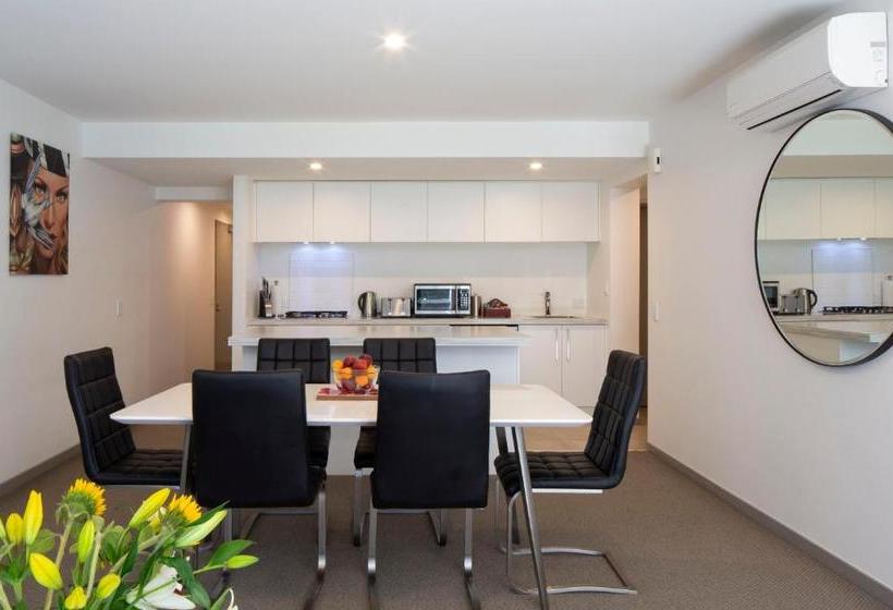 Hotel 22 Hallenstein Apartments By Staysouth