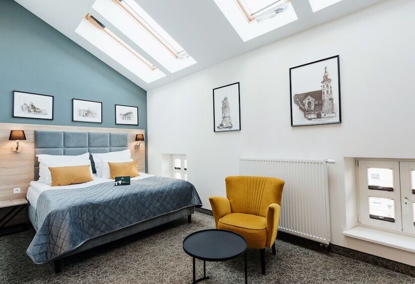 Hotel 32 Krakow Old Town