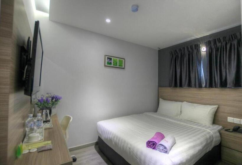 Отель 99 Pusat Bandar Puchong