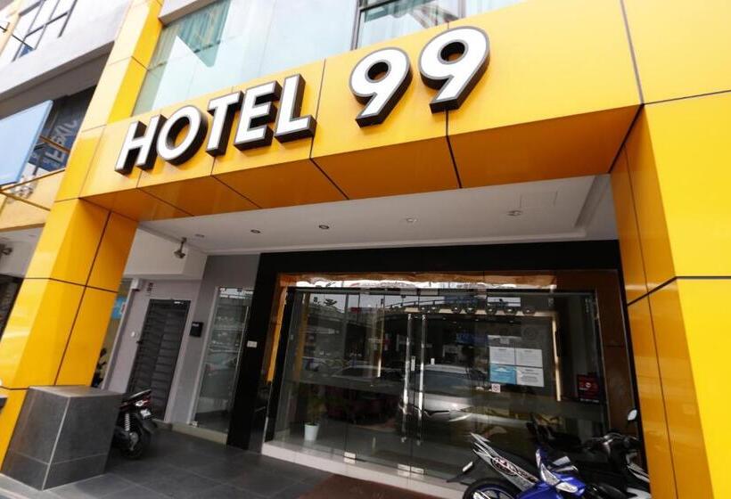 Отель 99 Pusat Bandar Puchong