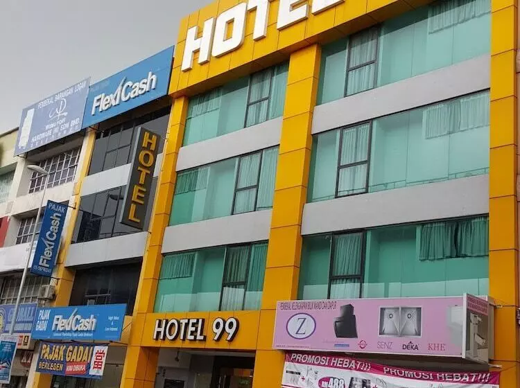 هتل 99 Pusat Bandar Puchong
