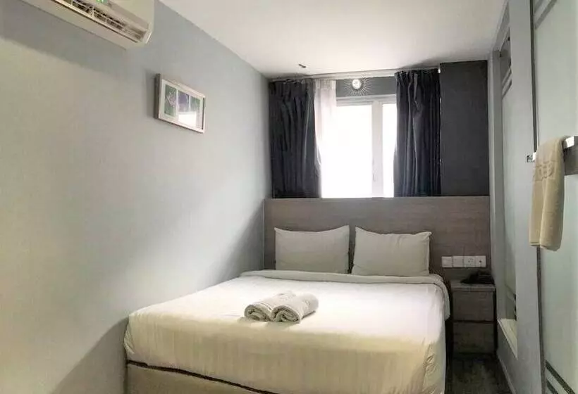هتل 99 Pusat Bandar Puchong