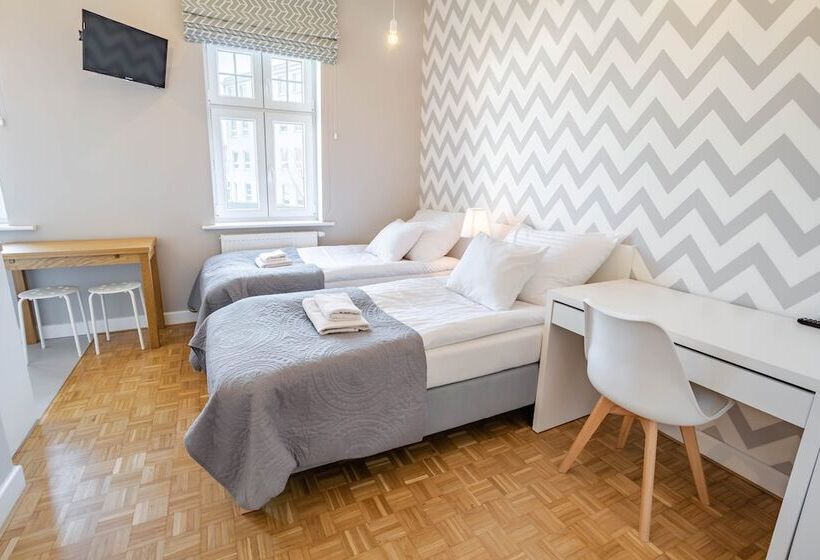 هتل Apartamenty Velvet