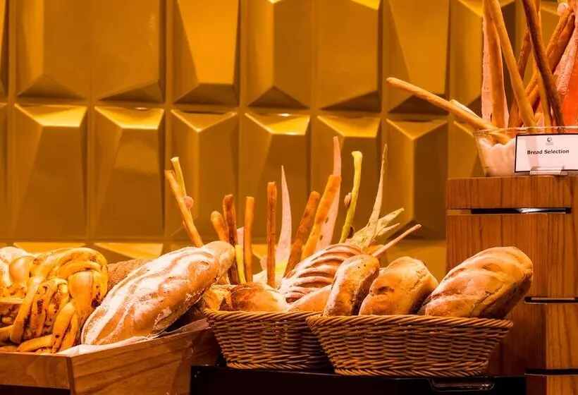 Carnelian By Glory Bower Hotels