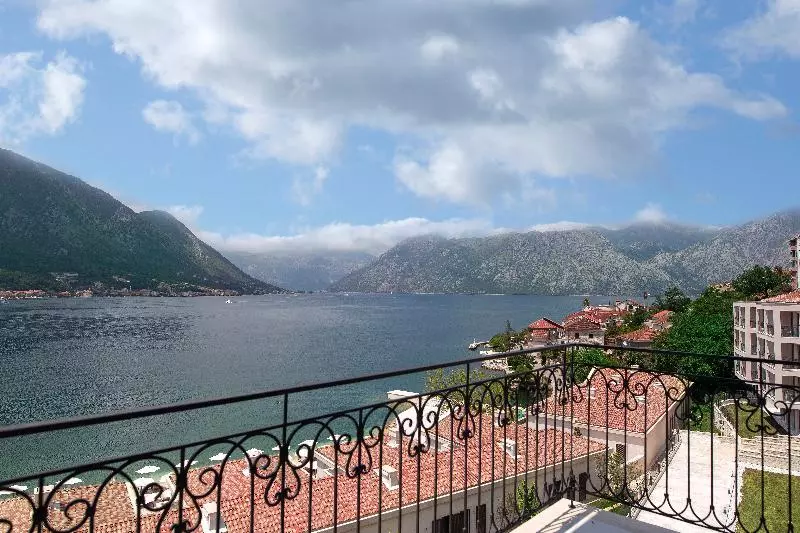 Huma Kotor Bay Hotel And Villas