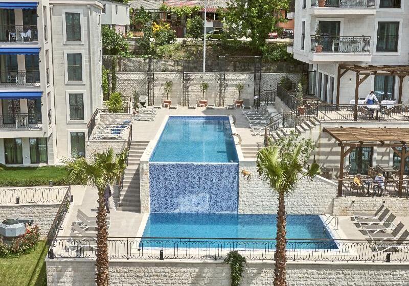 Huma Kotor Bay Hotel And Villas