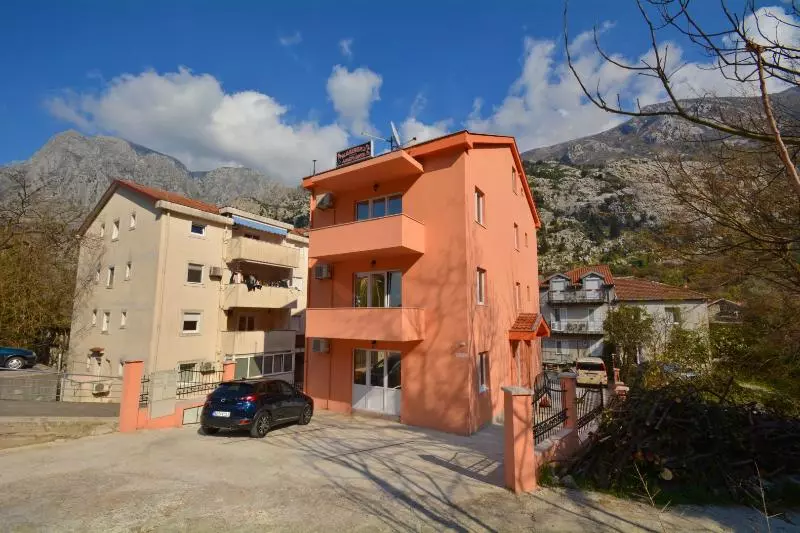 هتل Marinero Apartments