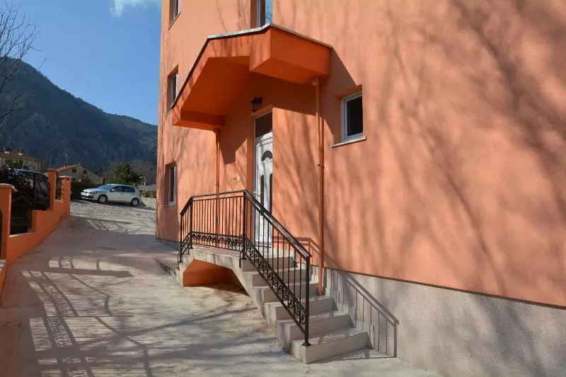 هتل Marinero Apartments