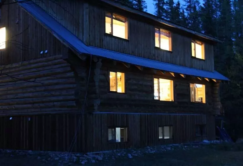 Hotelli Rock Lake Lodge