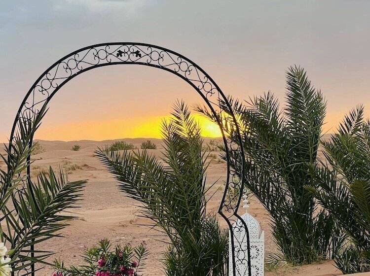 فندق Saharian Luxury Camp