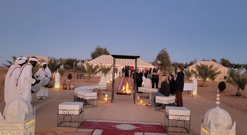 فندق Saharian Luxury Camp